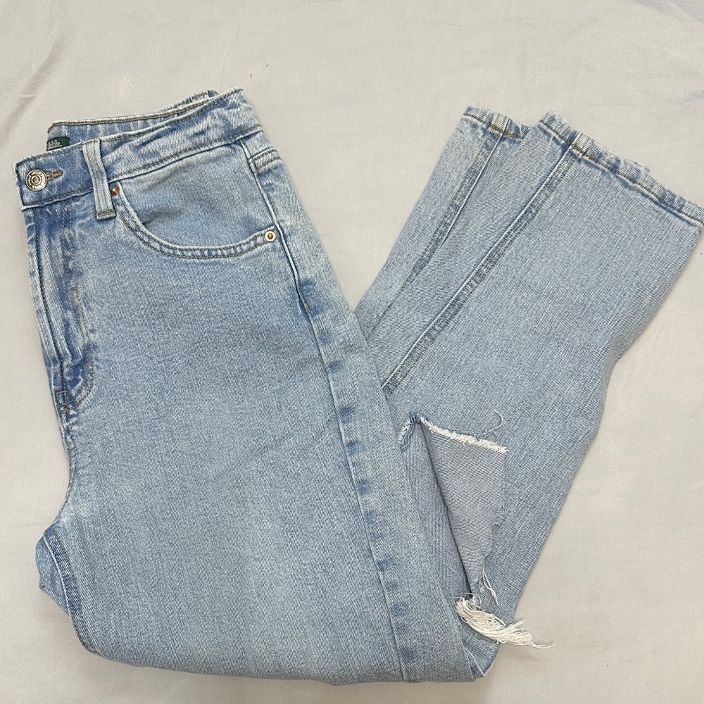 Light Blue Distressed Women Jeans